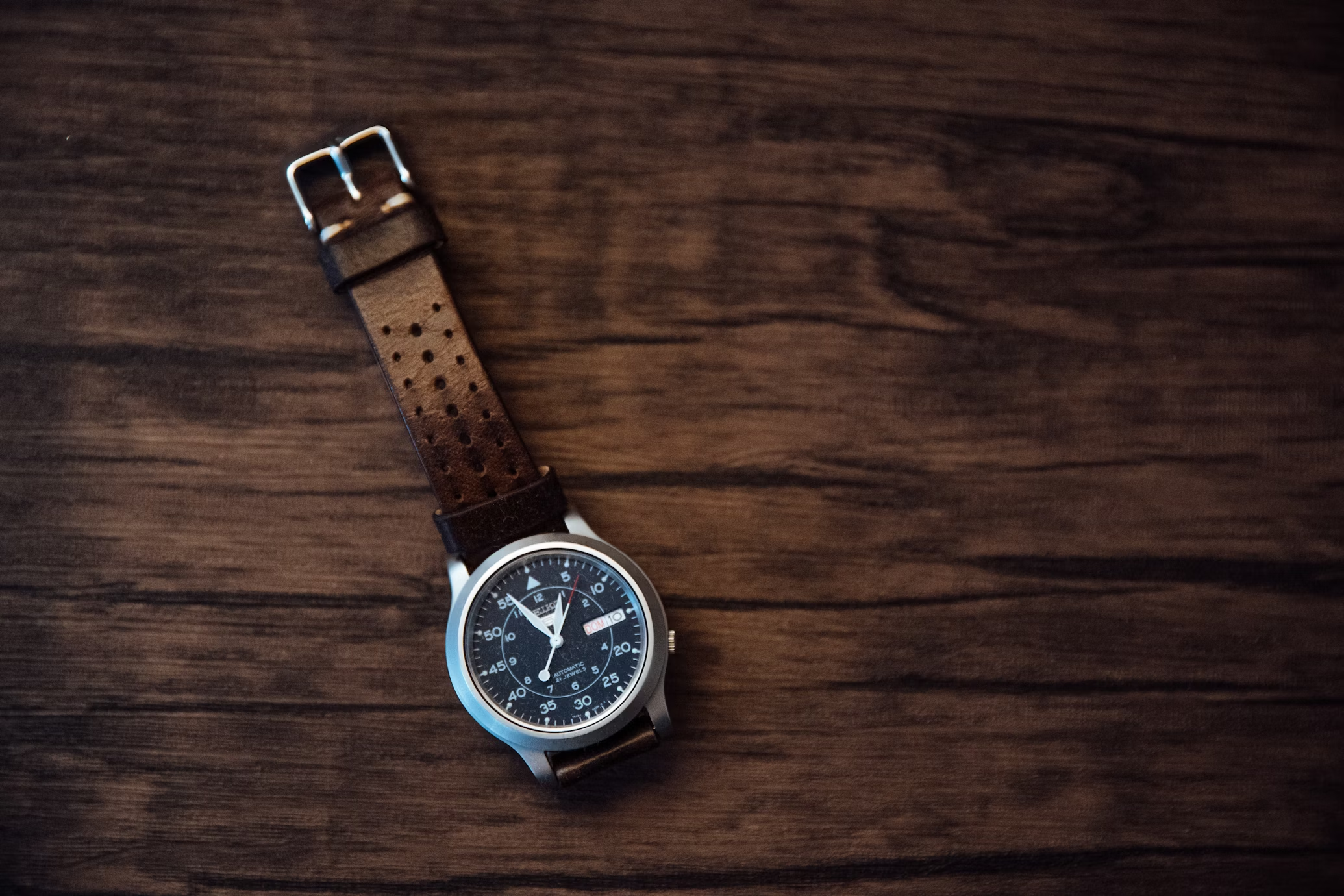 How to Measure Watch Strap Length: A Clear Guide