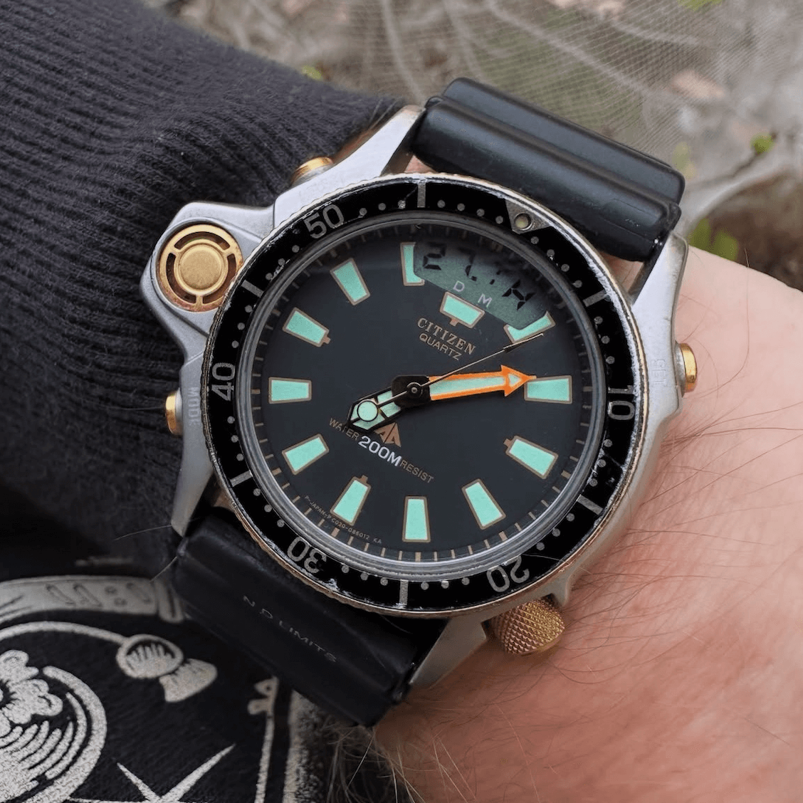 Citizen Promaster Aqualand 200M Vintage Dive Watch 2013- Box & Papers