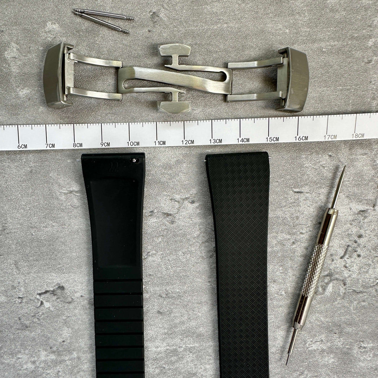 FKM Precision- Black Rubber CTS Watch Strap – Precise Fit, Uncompromising Comfort