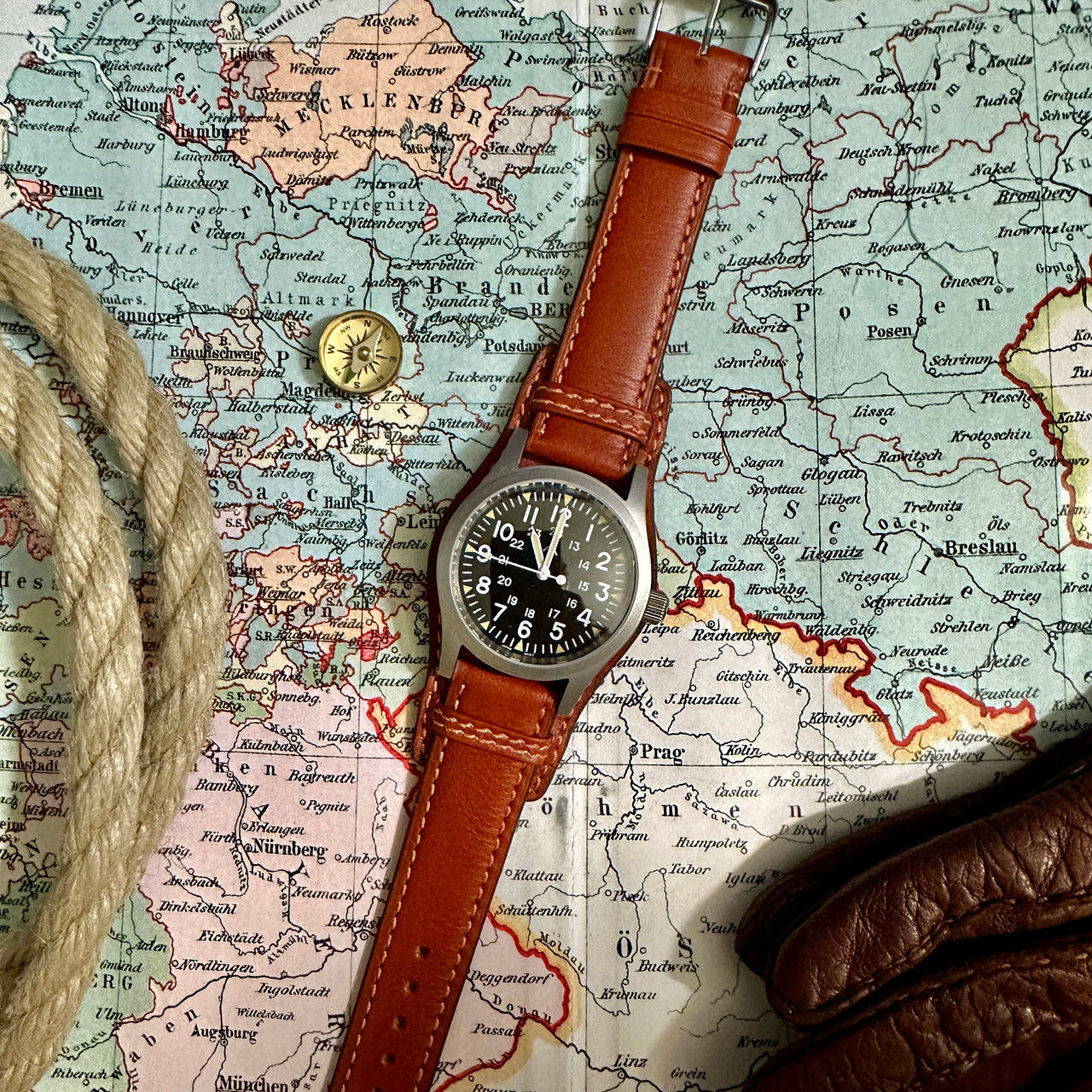 RIOS1931 TULA Genuine Russia Leather Bund Watch Strap in COGNAC