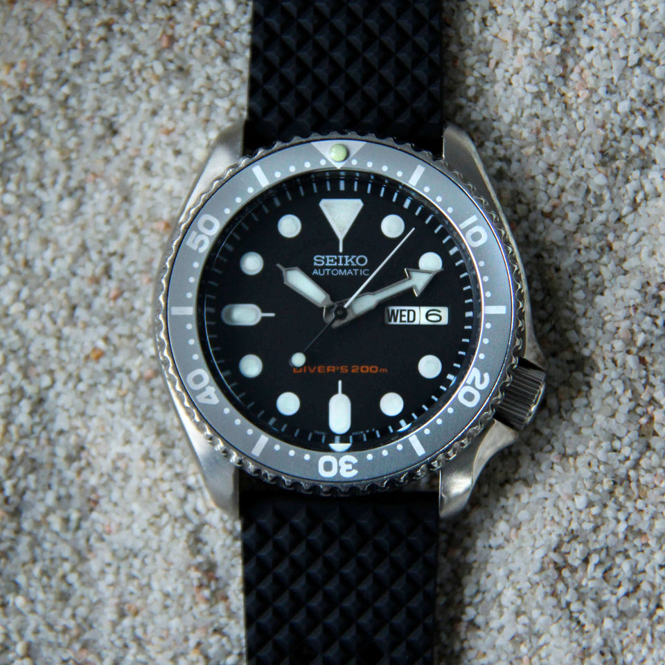 Waffle Style Premium FKM Rubber Dive Watch Strap by Strap Monsters